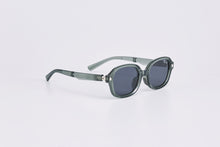 Load image into Gallery viewer, DALEY POLARIZED FOLDABLE SUNGLASSES GREY/BLACK