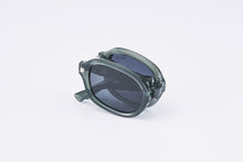 Load image into Gallery viewer, DALEY POLARIZED FOLDABLE SUNGLASSES GREY/BLACK