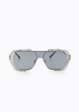 Load image into Gallery viewer, CARDWELL SUNGLASSES SILVER/GREY