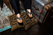 Load image into Gallery viewer, ACHEH THONG LEATHER SANDALS BLUE